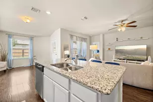 129 Hematite Ln, Jarrell, TX 76537 - Photo 8