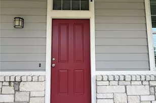 1076 Sanders, Kyle, TX 78640 - Photo 2
