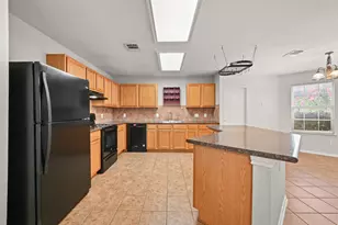 11140 Currin Ln, Austin, TX 78748 - Photo 14