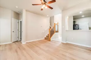 2924 Bond Dr, Austin, TX 78741 - Photo 10