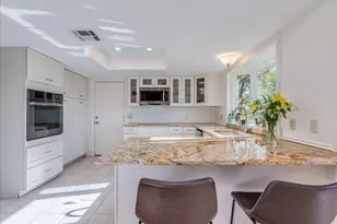 11107 Spicewood Pkwy, Austin, TX 78750 - Photo 10