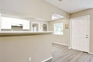 13207 Saxby Ct, Austin, TX 78729 - Photo 4