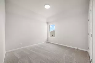 207 Hornet St, Elgin, TX 78621 - Photo 20