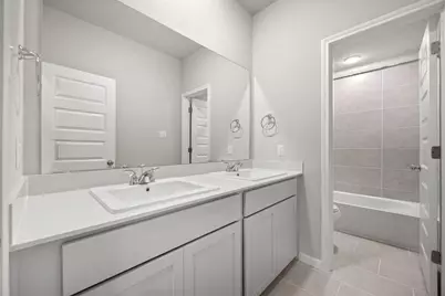 207 Hornet Street, Elgin, TX 78621 - Photo 24