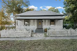 1014 S 3rd St, Temple, TX 76504 - Photo 1