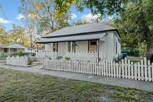 1014 S 3rd St, Temple, TX 76504 - Photo 2