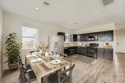 318 Schuylerville Drive, Elgin, TX 78621 - Photo 6