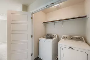 318 Schuylerville Dr, Elgin, TX 78621 - Photo 26