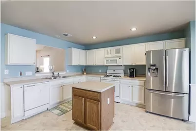 1025 King Cotton Lane, Round Rock, TX 78664 - Photo 4
