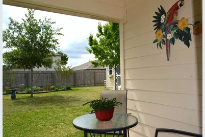 1522 Wedgewood Cove, Lockhart, TX 78644 - Photo 18