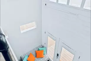 307 E 35th St, Austin, TX 78705 - Photo 32