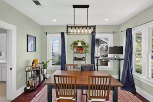 307 E 35th St, Austin, TX 78705 - Photo 20