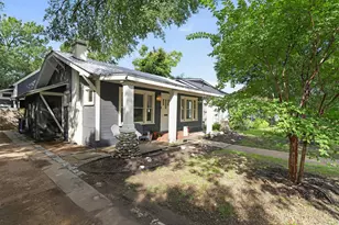 307 E 35th St, Austin, TX 78705 - Photo 2
