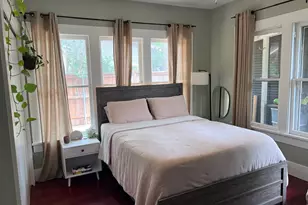 307 E 35th St, Austin, TX 78705 - Photo 20