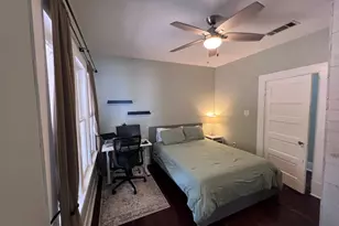 307 E 35th St, Austin, TX 78705 - Photo 24