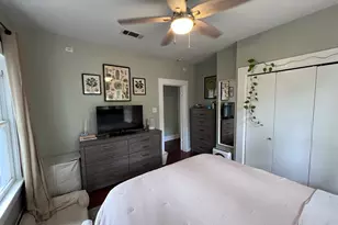 307 E 35th St, Austin, TX 78705 - Photo 22