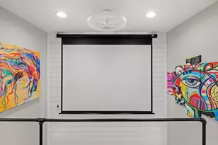 307 E 35th St, Austin, TX 78705 - Photo 40