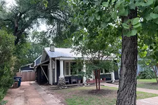 307 E 35th St, Austin, TX 78705 - Photo 4