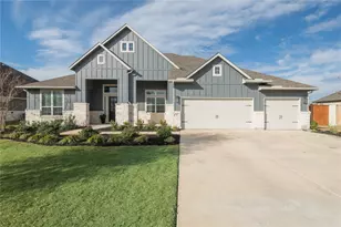 157 McNaughton Dr, Liberty Hill, TX 78642 - Photo 2