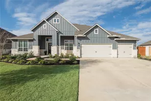 157 McNaughton Dr, Liberty Hill, TX 78642 - Photo 2