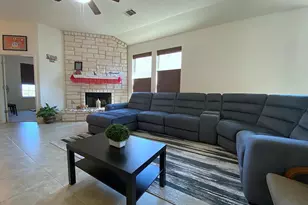 5021 Pearl Cres Ln, Georgetown, TX 78626 - Photo 6