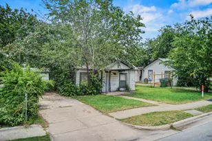 308 E Austin Ave, Round Rock, TX 78664 - Photo 2