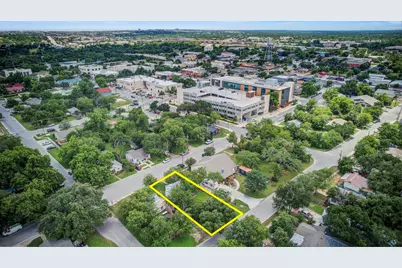 308 E Austin Avenue, Round Rock, TX 78664 - Photo 12