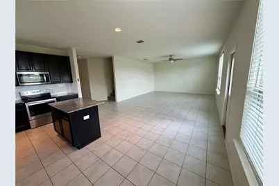 308 Autumn Rouge Street, New Braunfels, TX 78130 - Photo 6