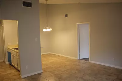 504 Sierra Cove #504, Round Rock, TX 78664 - Photo 2