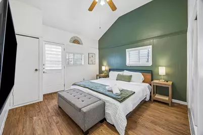 211 Lessin Lane #B, Austin, TX 78704 - Photo 8
