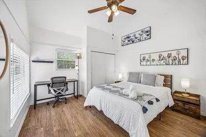 211 Lessin Lane #B, Austin, TX 78704 - Photo 10