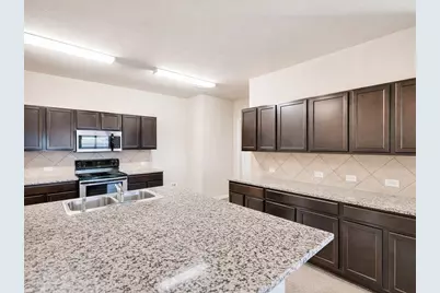 5913 Diamondleaf Bend, Austin, TX 78724 - Photo 8