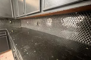 10806 W Lakeview Dr, Jonestown, TX 78645 - Photo 4