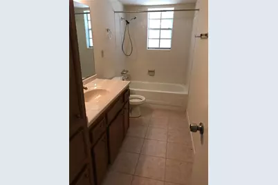 10806 West Lakeview Drive, Jonestown, TX 78645 - Photo 8