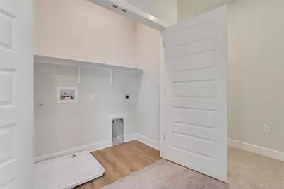 517 Emory Crossing Boulevard, Hutto, TX 78634 - Photo 10