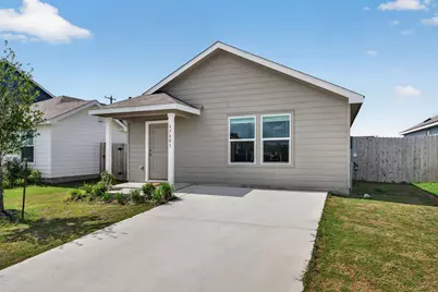 17801 Dockery Drive, Elgin, TX 78621 - Photo 2
