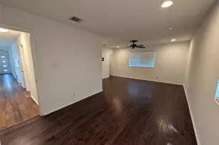 4601 Tamarack Trail, Austin, TX 78727 - Photo 16