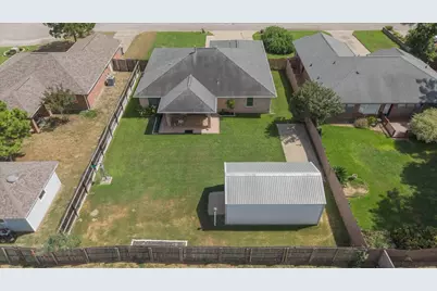 805 Craddock Court, Smithville, TX 78957 - Photo 36