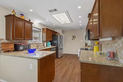 805 Craddock Court, Smithville, TX 78957 - Photo 14