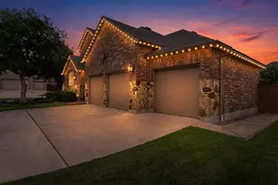 3896 Skyview Way, Round Rock, TX 78681 - Photo 1