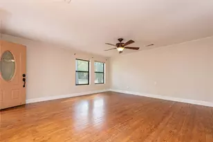 406 Lexington Rd, Elgin, TX 78621 - Photo 4