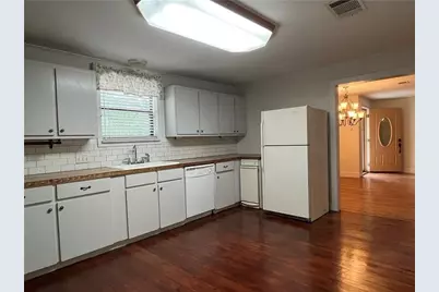 406 Lexington Road #1, Elgin, TX 78621 - Photo 4