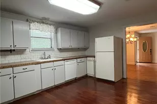 406 Lexington Rd, Elgin, TX 78621 - Photo 4