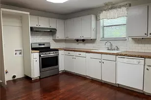 406 Lexington Rd, Elgin, TX 78621 - Photo 12