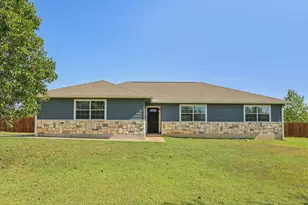 165 Cattlemens Dr, Bastrop, TX 78602 - Photo 6