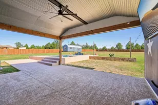 165 Cattlemens Dr, Bastrop, TX 78602 - Photo 4