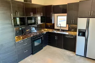 1163 Alamo St, Austin, TX 78702 - Photo 14