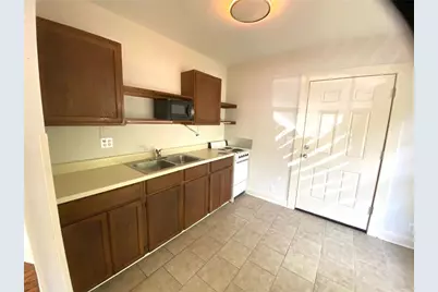 1300 E Cesar Chavez Street #4, Austin, TX 78702 - Photo 4