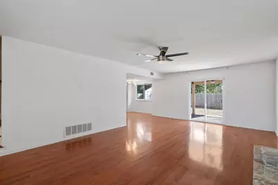 9809 Meadowheath Drive, Austin, TX 78729 - Photo 4