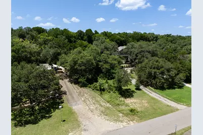10506 Lakeside Drive, Jonestown, TX 78645 - Photo 4